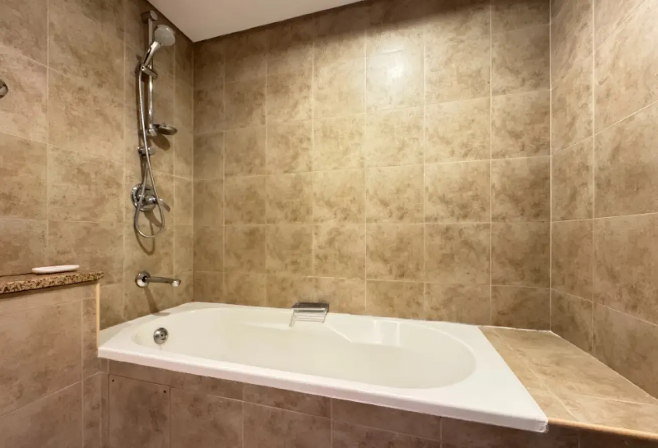 Spacious and Elegant Studio for Rent in DIFC