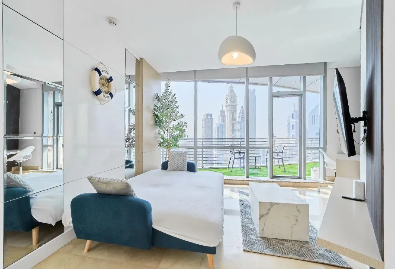 Sky Gardens Luxury Home | Stunning Views