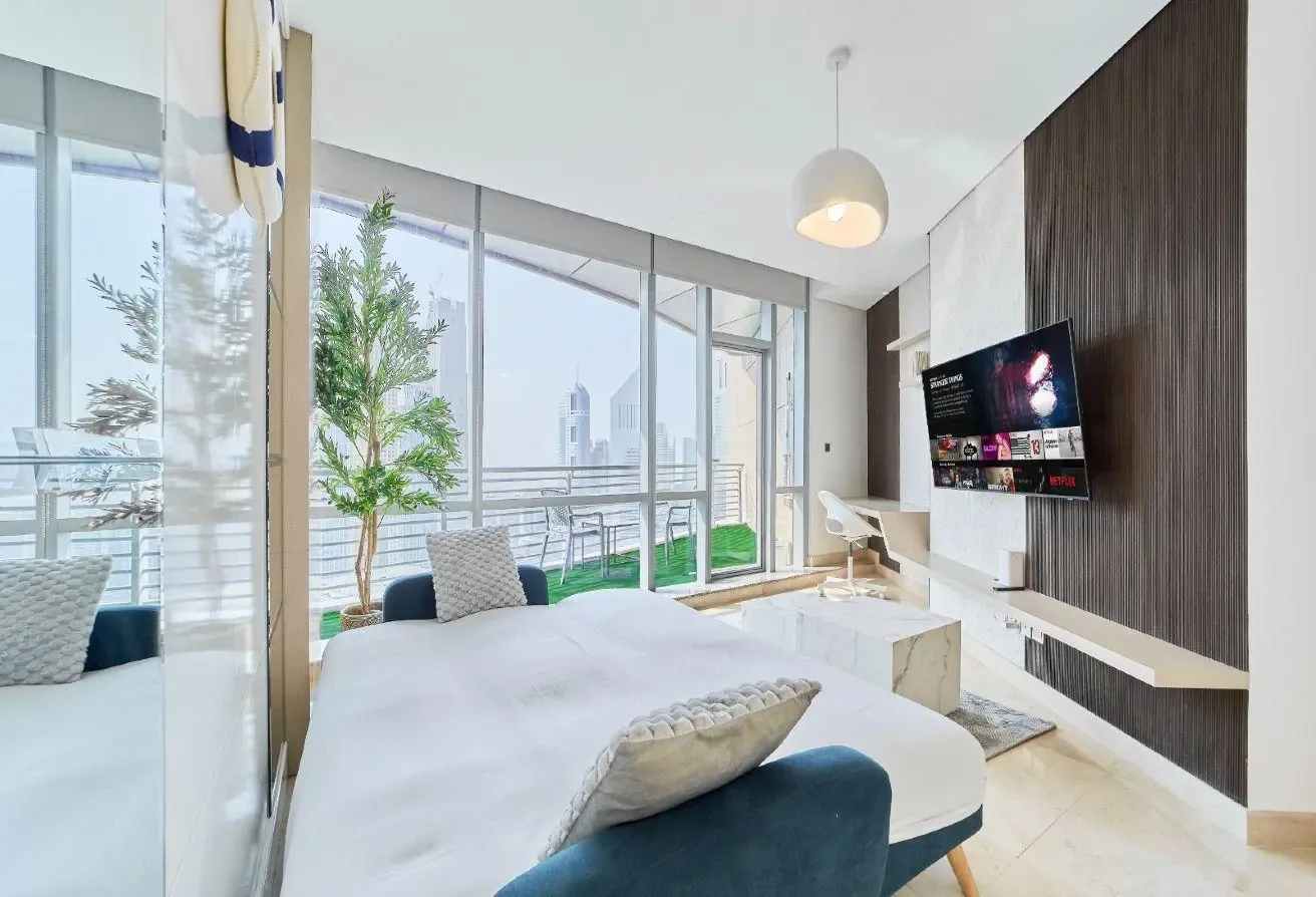 Sky Gardens Luxury Home | Stunning Views