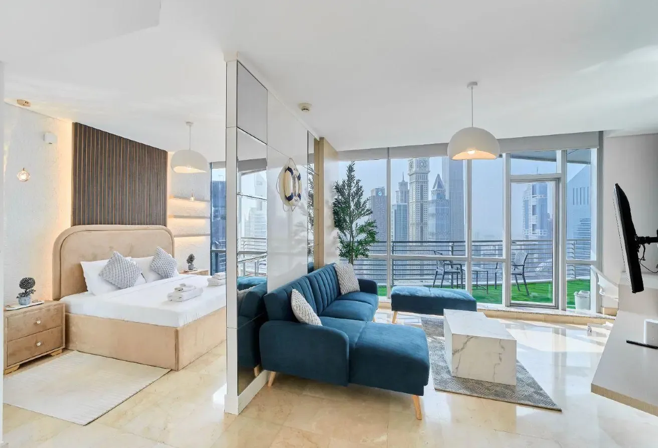 Sky Gardens Luxury Home | Stunning Views
