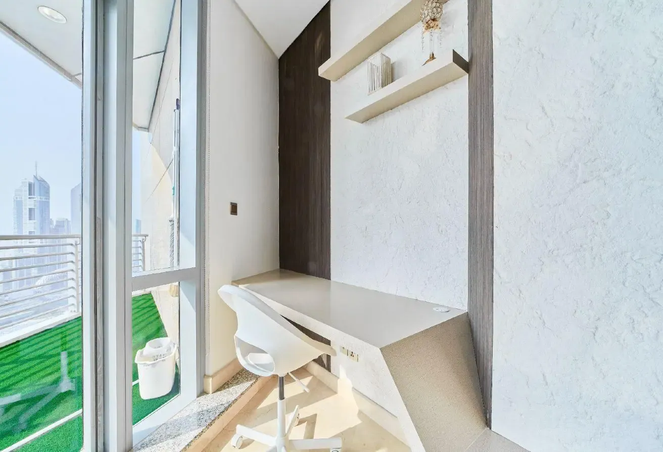 Sky Gardens Luxury Home | Stunning Views