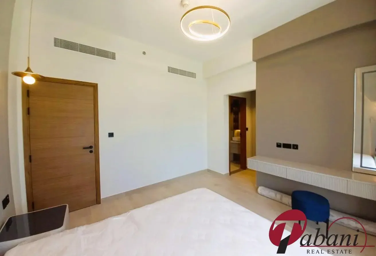 Elegant Furnished | Brand Equipped |1BHK