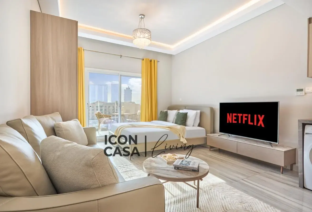 Premium Renovated Studio | Pool & Gym