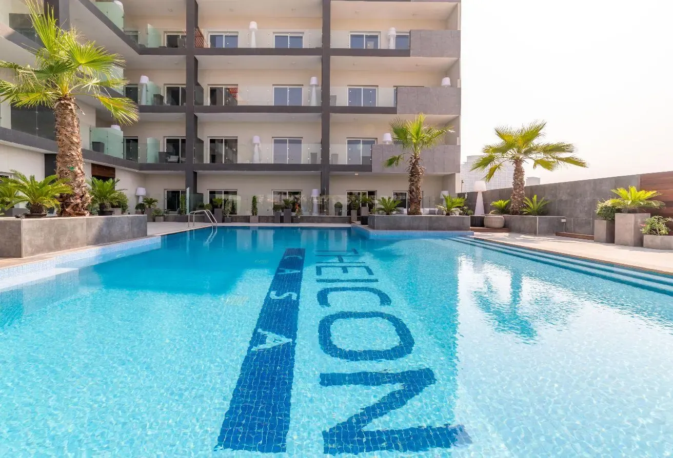 Premium Renovated Studio | Pool & Gym