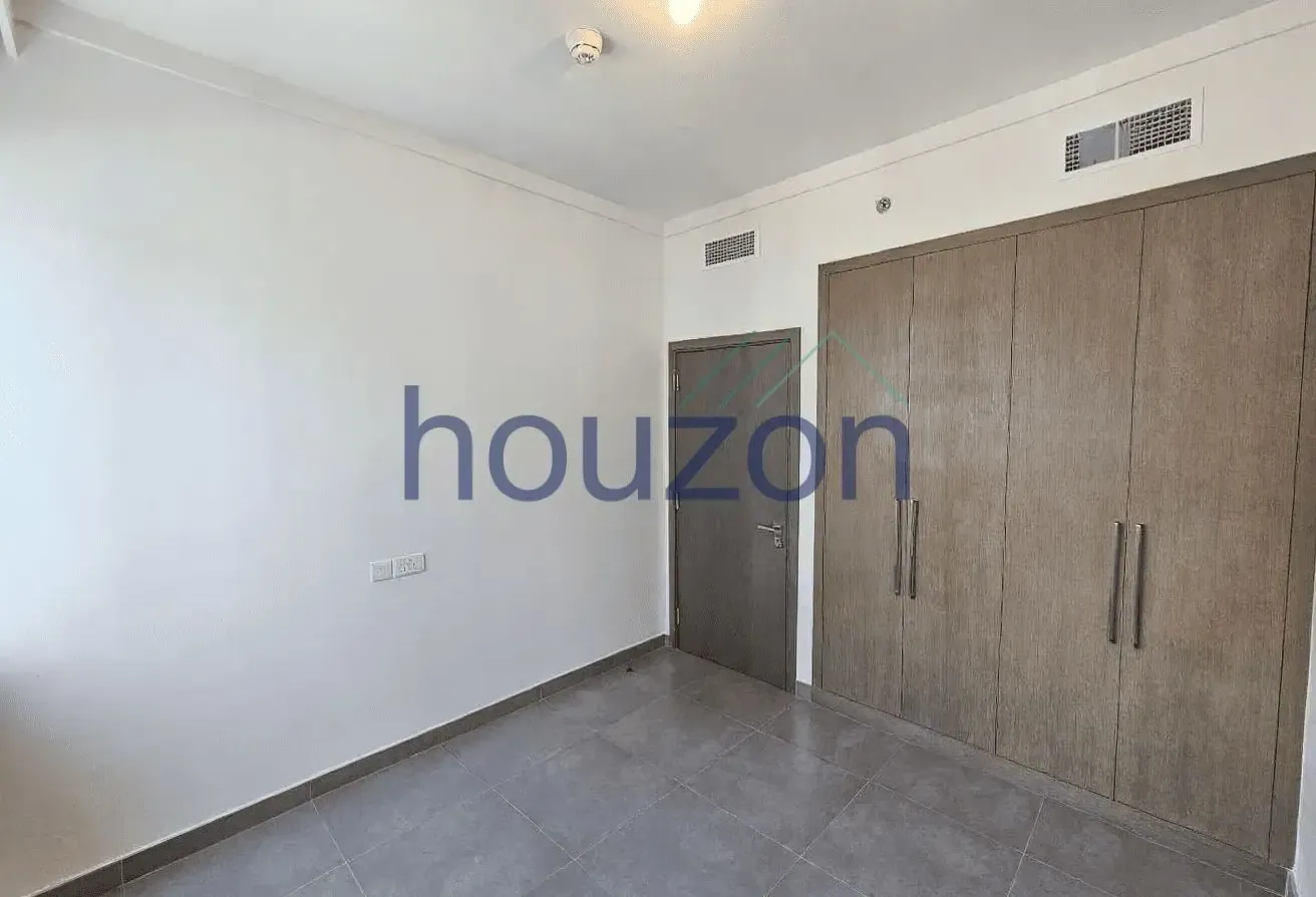 Vacant | Spacious 3BR | Modern Layout