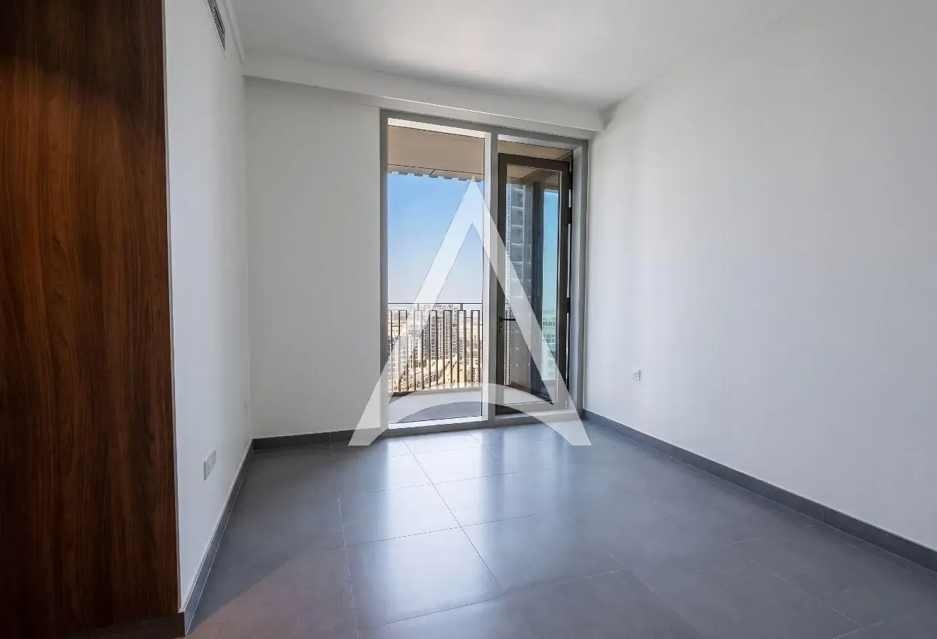 Brand New | Large Layout | Creek Tower View