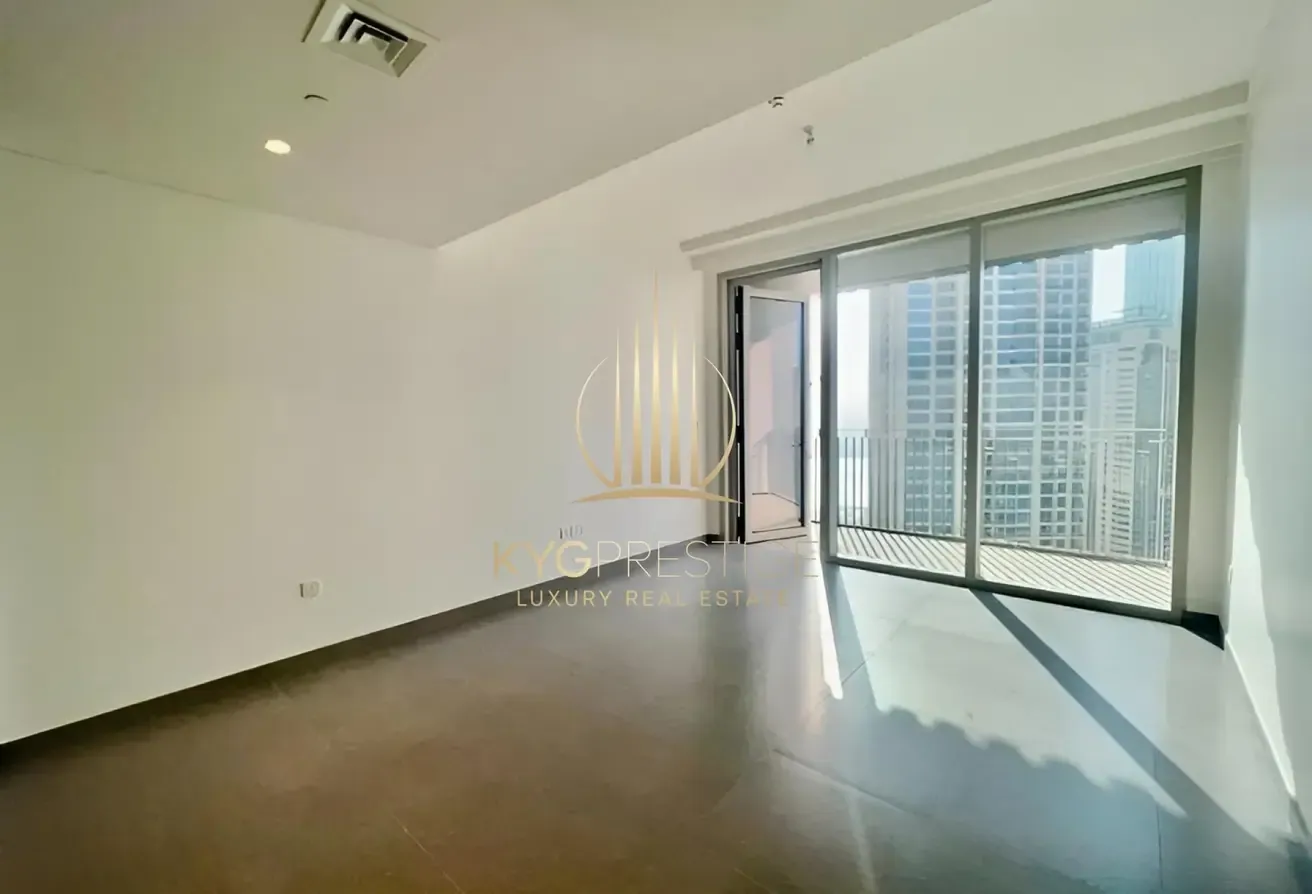 High Floor | Open Layout | Water View
