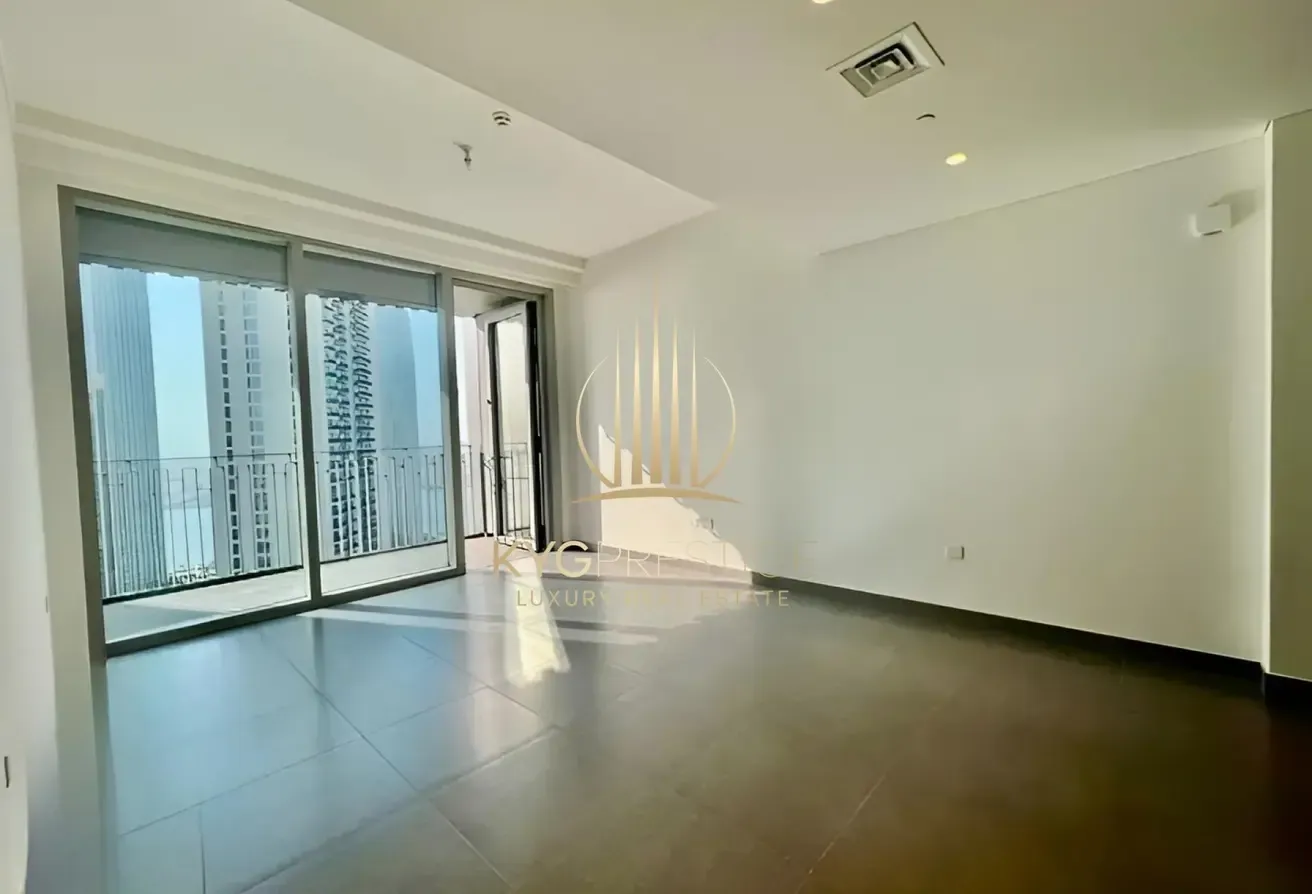High Floor | Open Layout | Water View