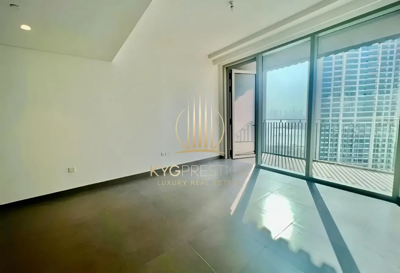 High Floor | Open Layout | Water View