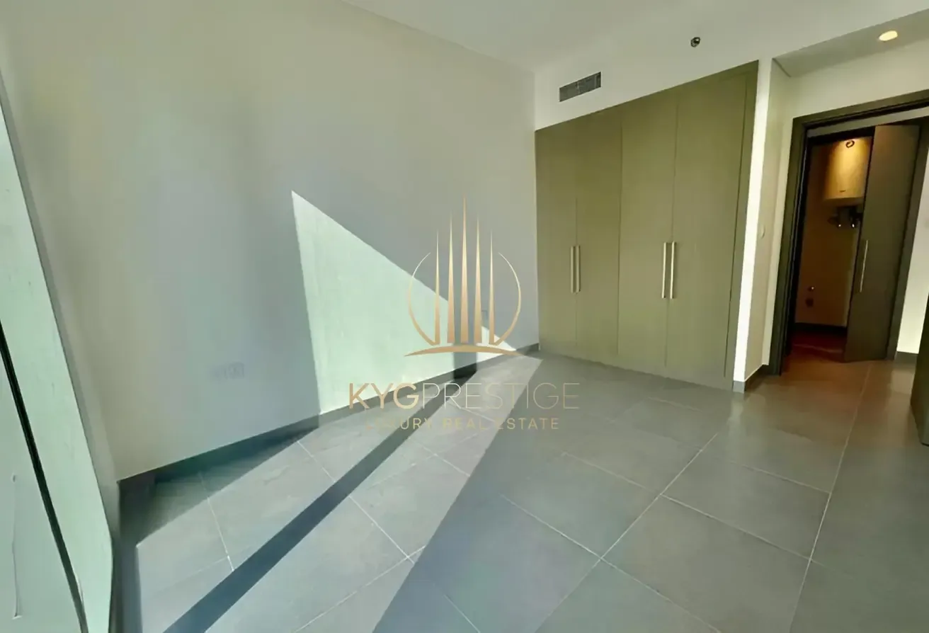 High Floor | Open Layout | Water View