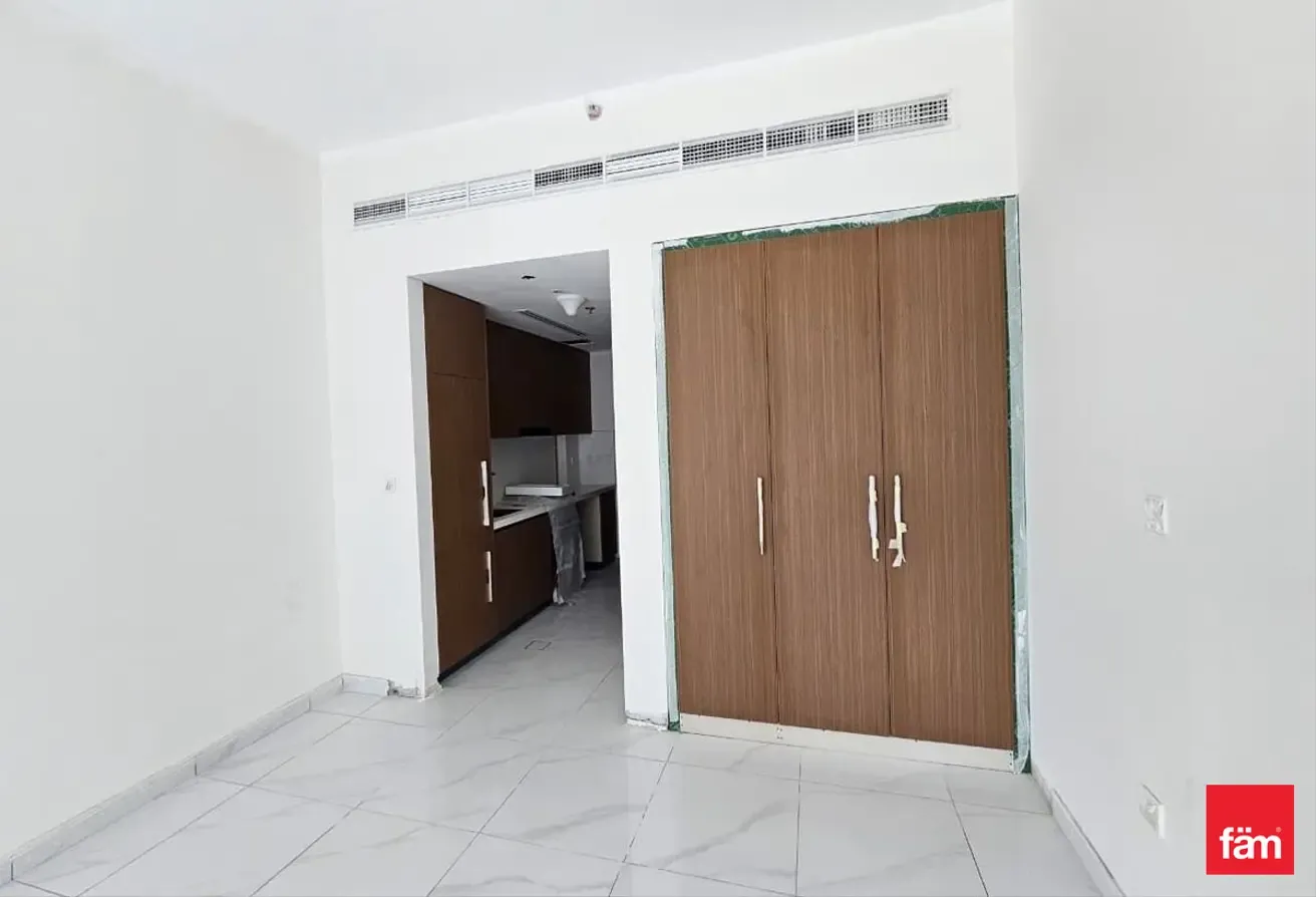 Exclusive | High Floor | Close to Original Price