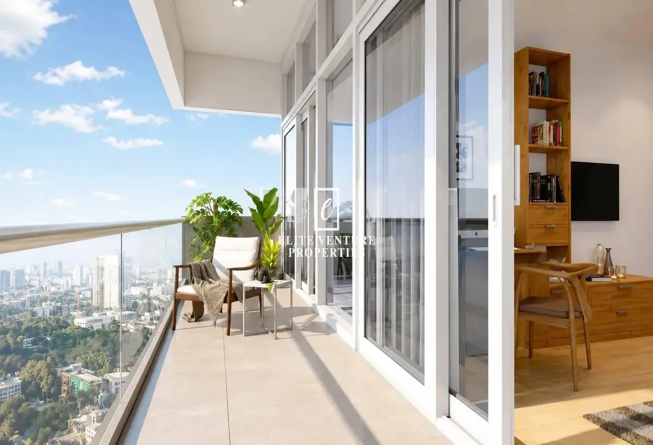 POOL VIEW | MAIN ROAD VIEW | PRIME LOCATION