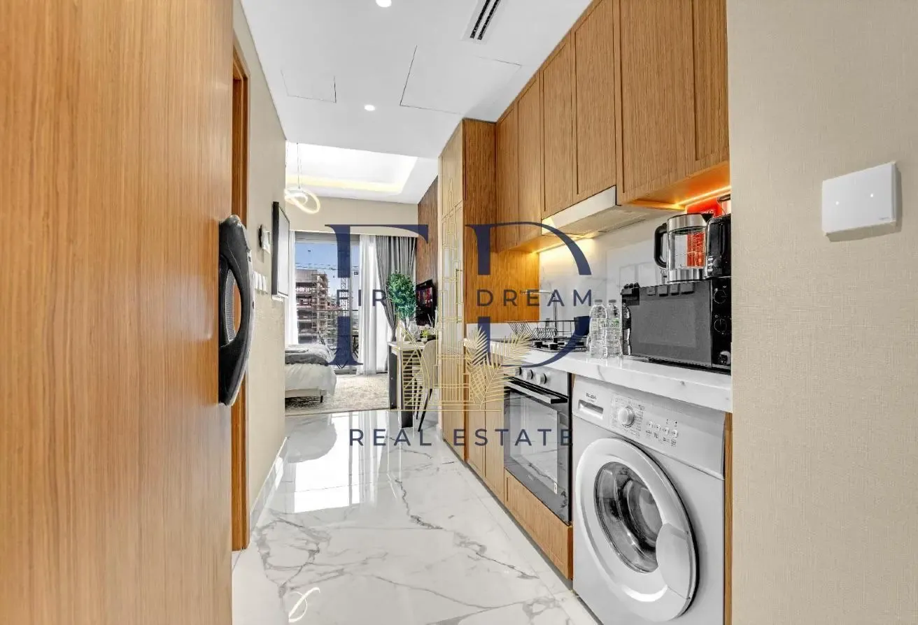 Azizi Grand Studio | Dubai Sports City |
