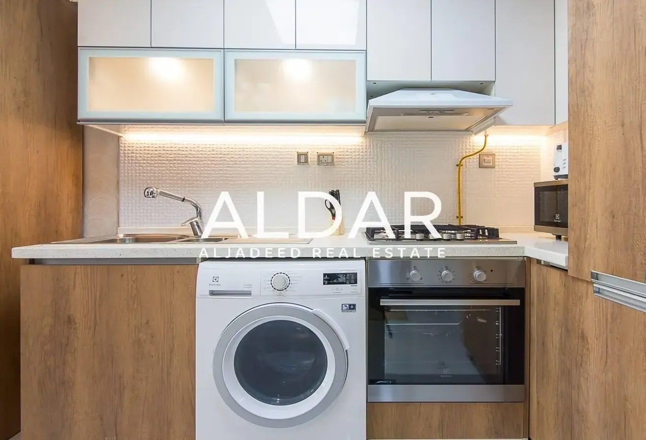 Fully Furnished | Marina View | Investors Deal