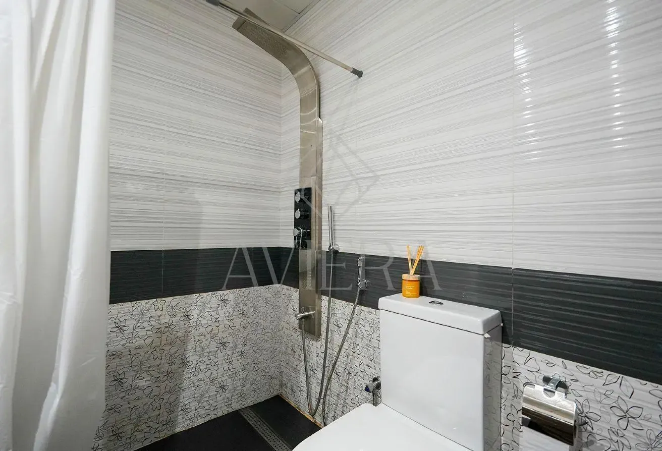 Prime Location | Close to Metro | High ROI