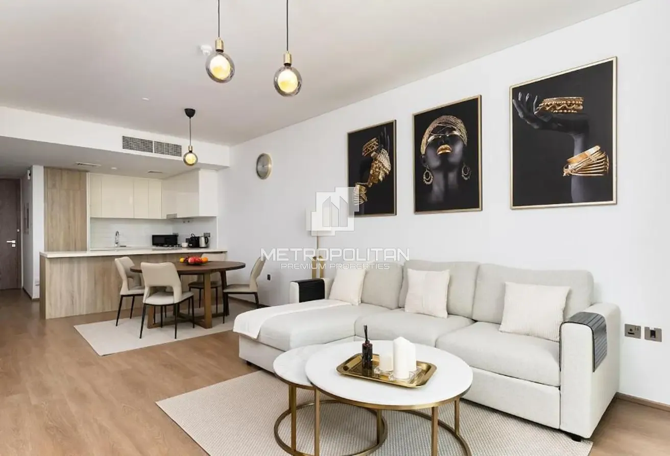 1 Bed | Partial Sea View | Furnished and Equipped