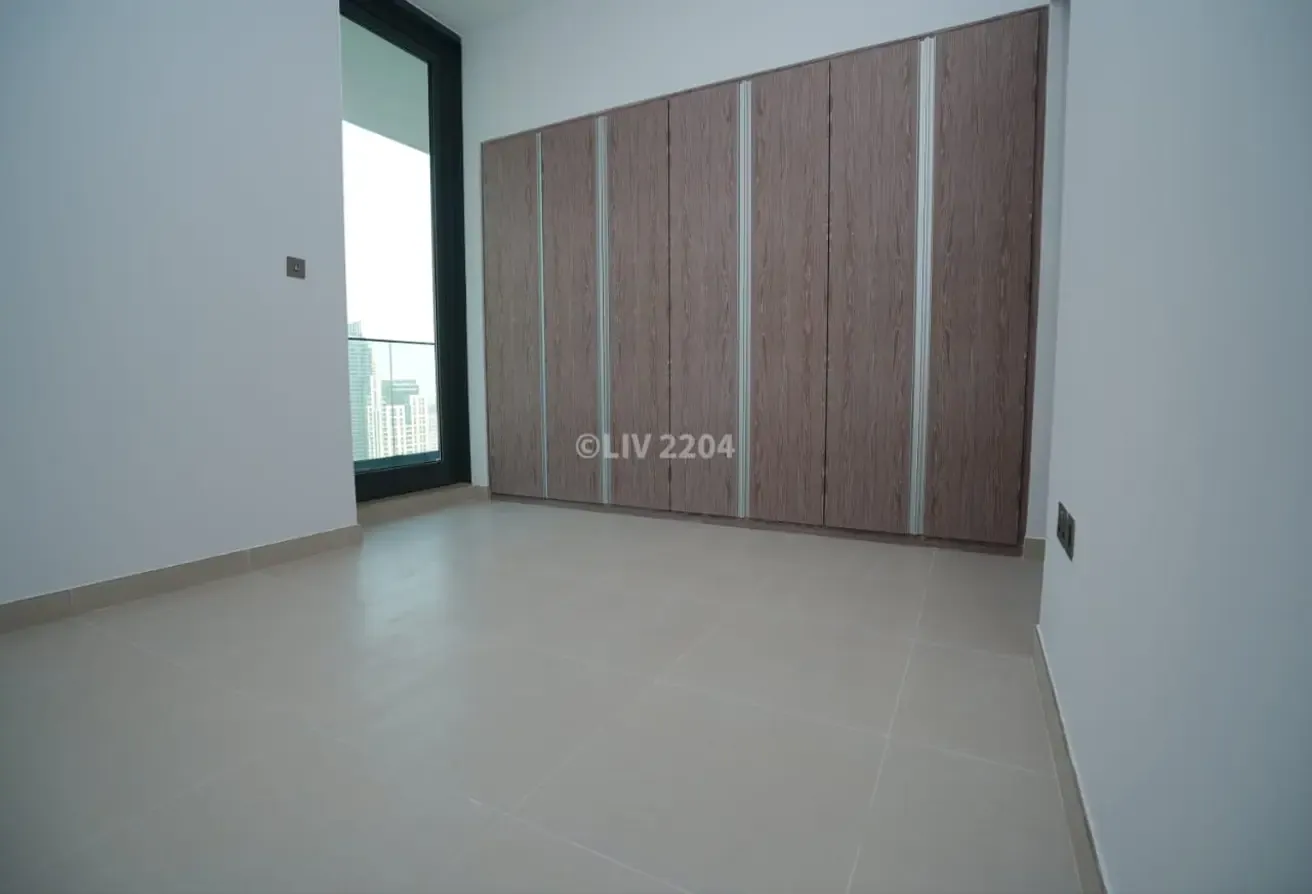 High Floor| Spectacular Canal View | Vacant soon