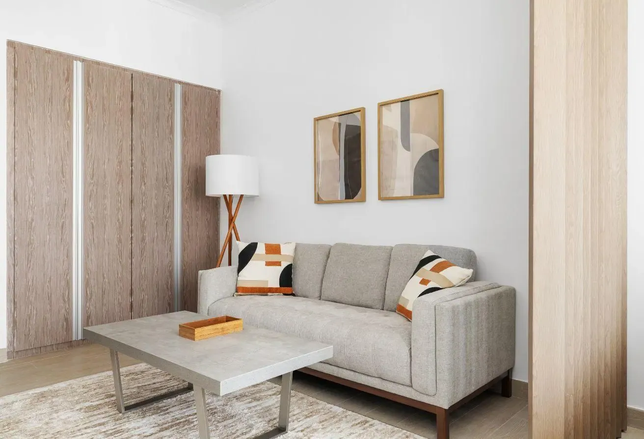 Modern Studio | Balcony | Prime Location