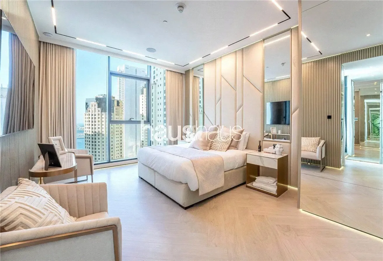 Duplex Penthouse | View Today | Fully Upgraded