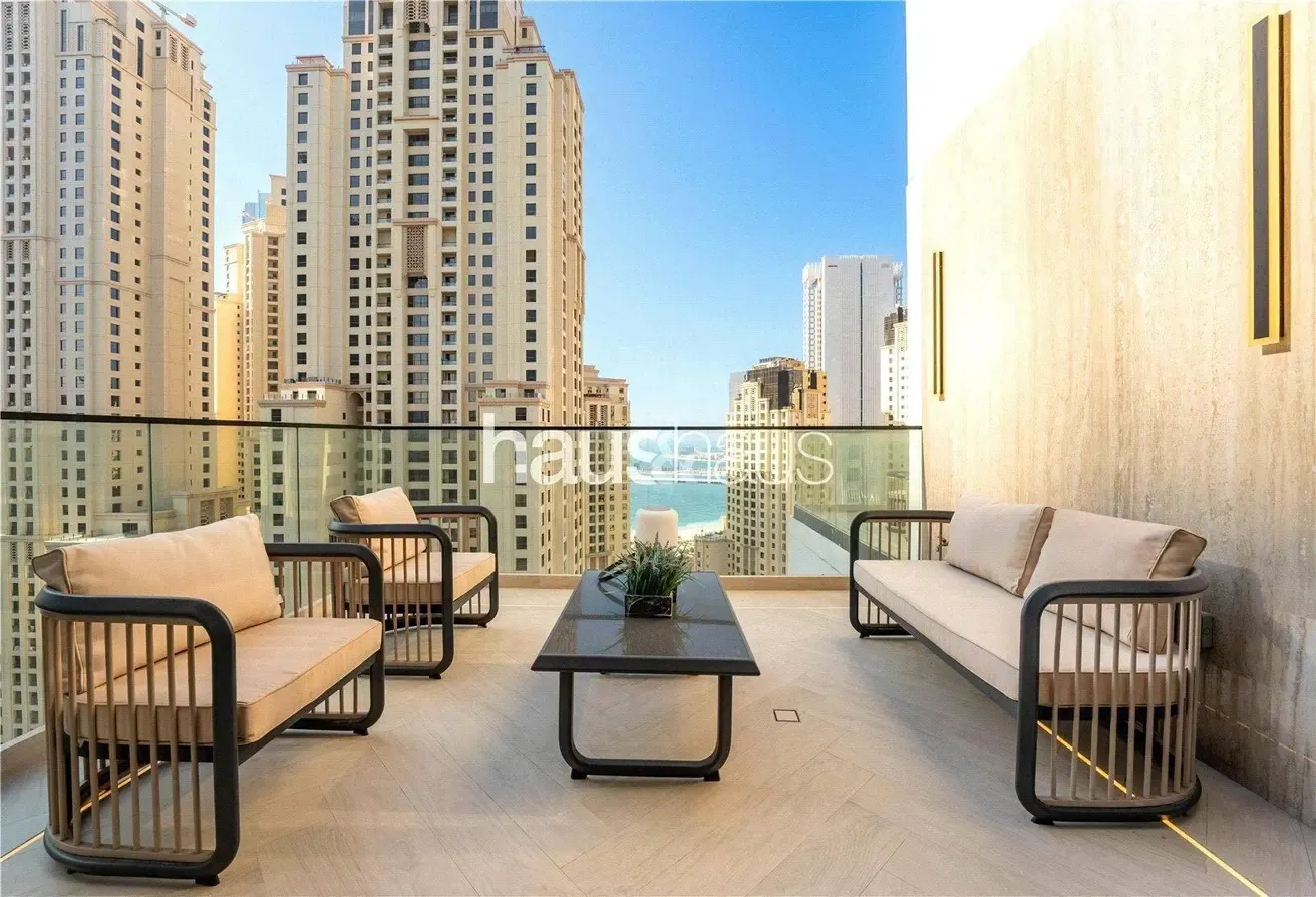 Duplex Penthouse | View Today | Fully Upgraded