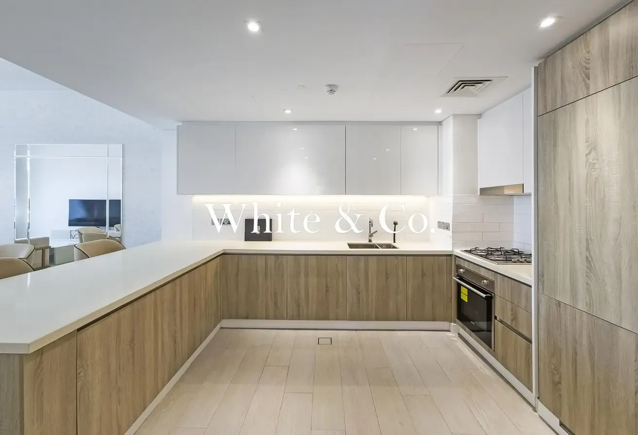Vacant | Furnished | Full Marina Views