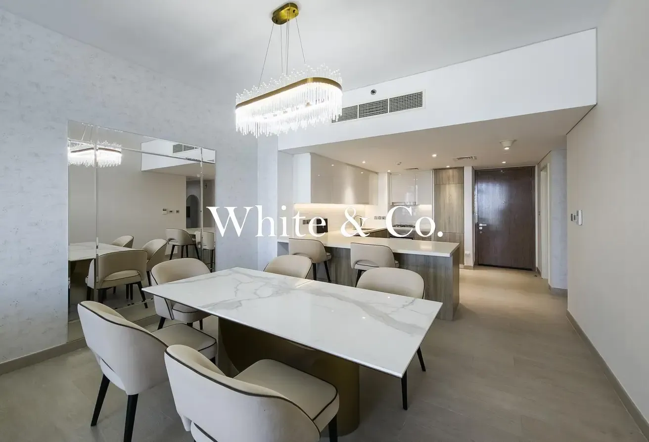 Vacant | Furnished | Full Marina Views