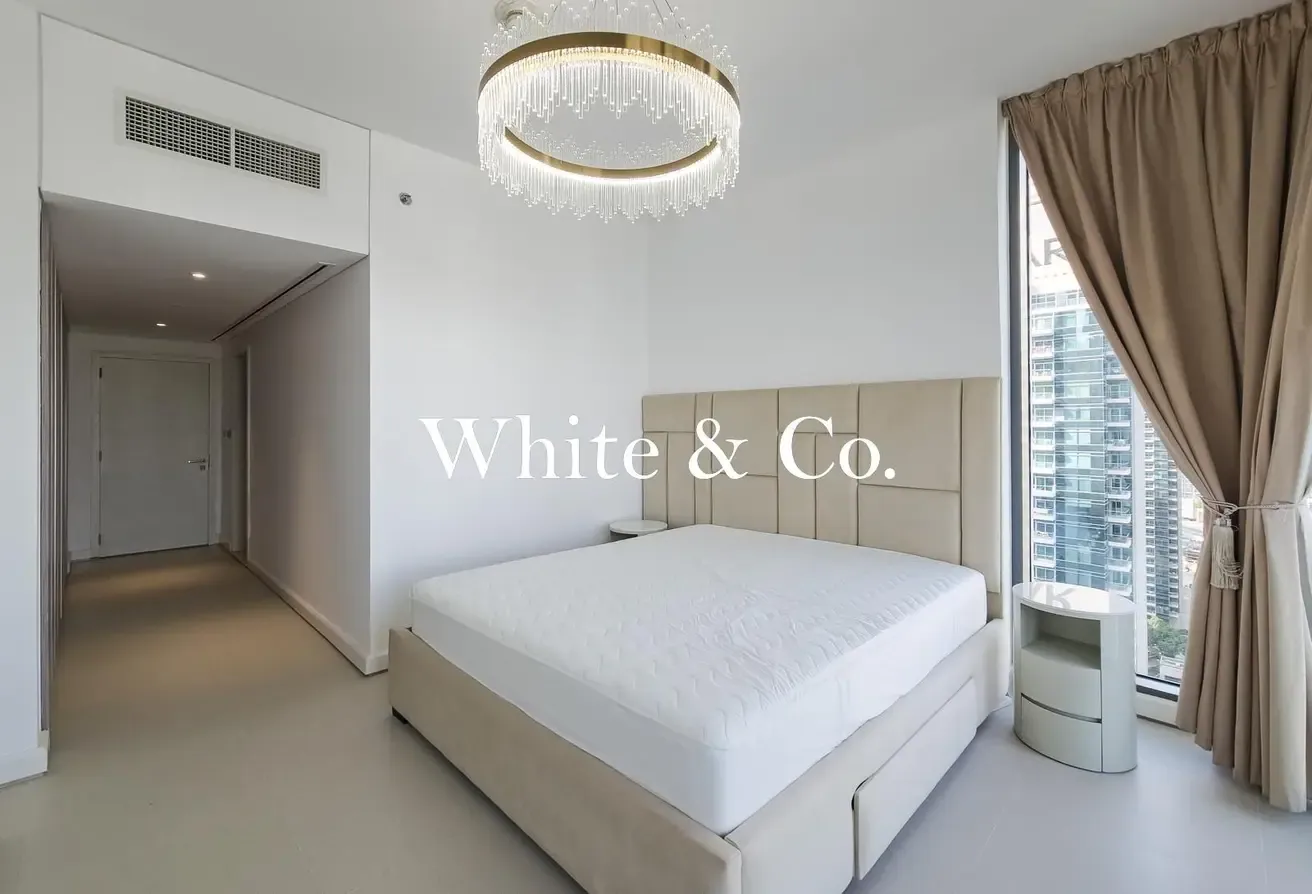 Vacant | Furnished | Full Marina Views