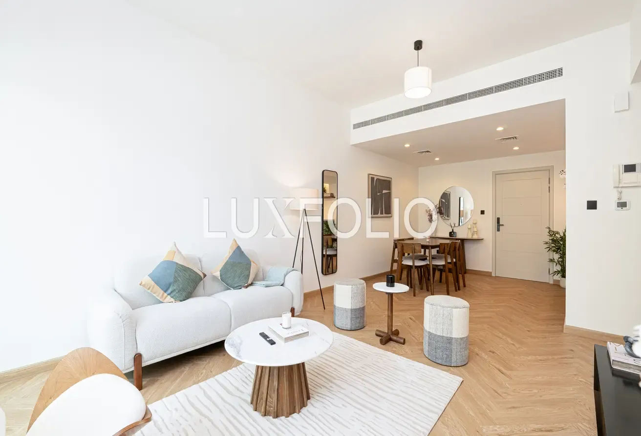 Largest 1 Bed | 800sq.ft | Vacant Now
