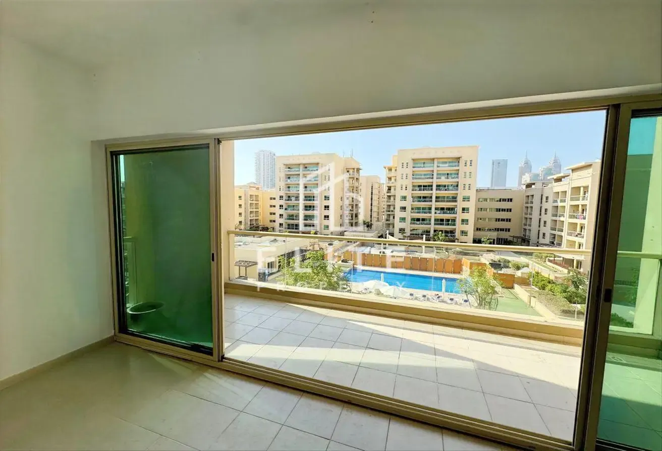 Tenanted | Exclusive | Corner Unit | The Greens