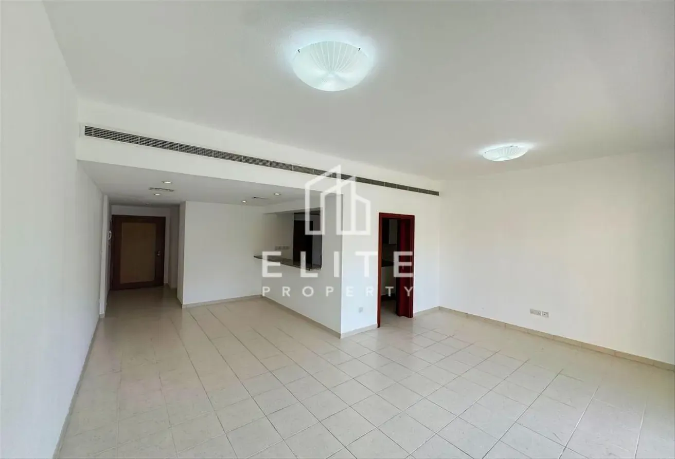 Tenanted | Exclusive | Corner Unit | The Greens