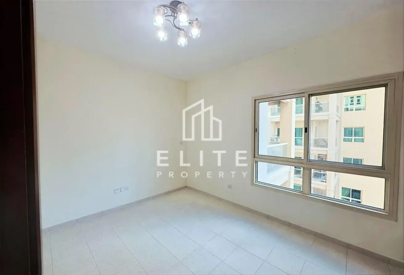 Tenanted | Exclusive | Corner Unit | The Greens