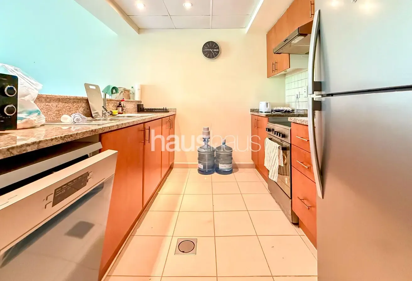 Vacant on Transfer | Lower floor | Open views