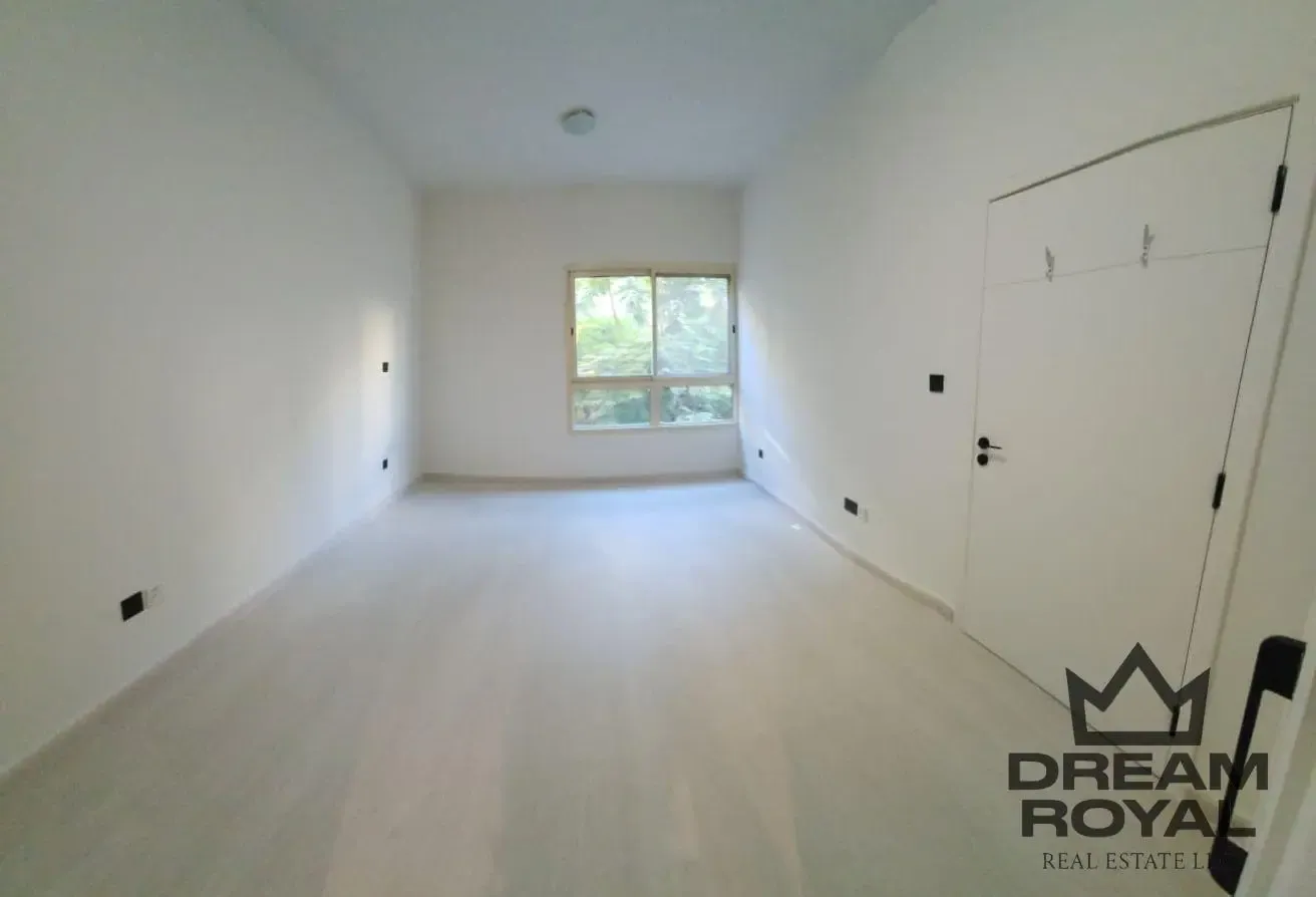 Fully Upgraded | Spacious layout | Bright