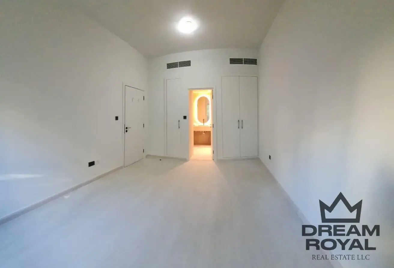 Fully Upgraded | Spacious layout | Bright