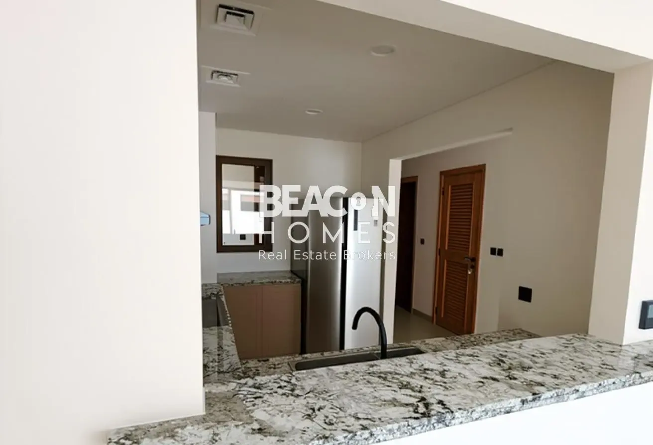 Luxury Living | Corner Unit | Near Lagoon