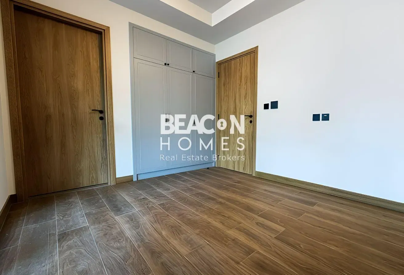 Luxury Living | Corner Unit | Near Lagoon