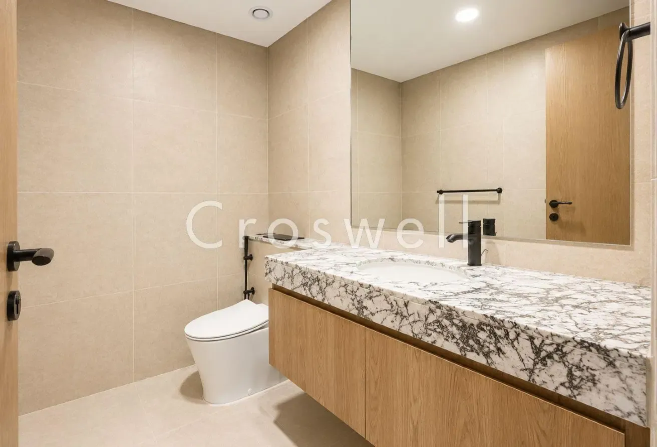 Lagoon Backing | Big Plot | Motivated Seller