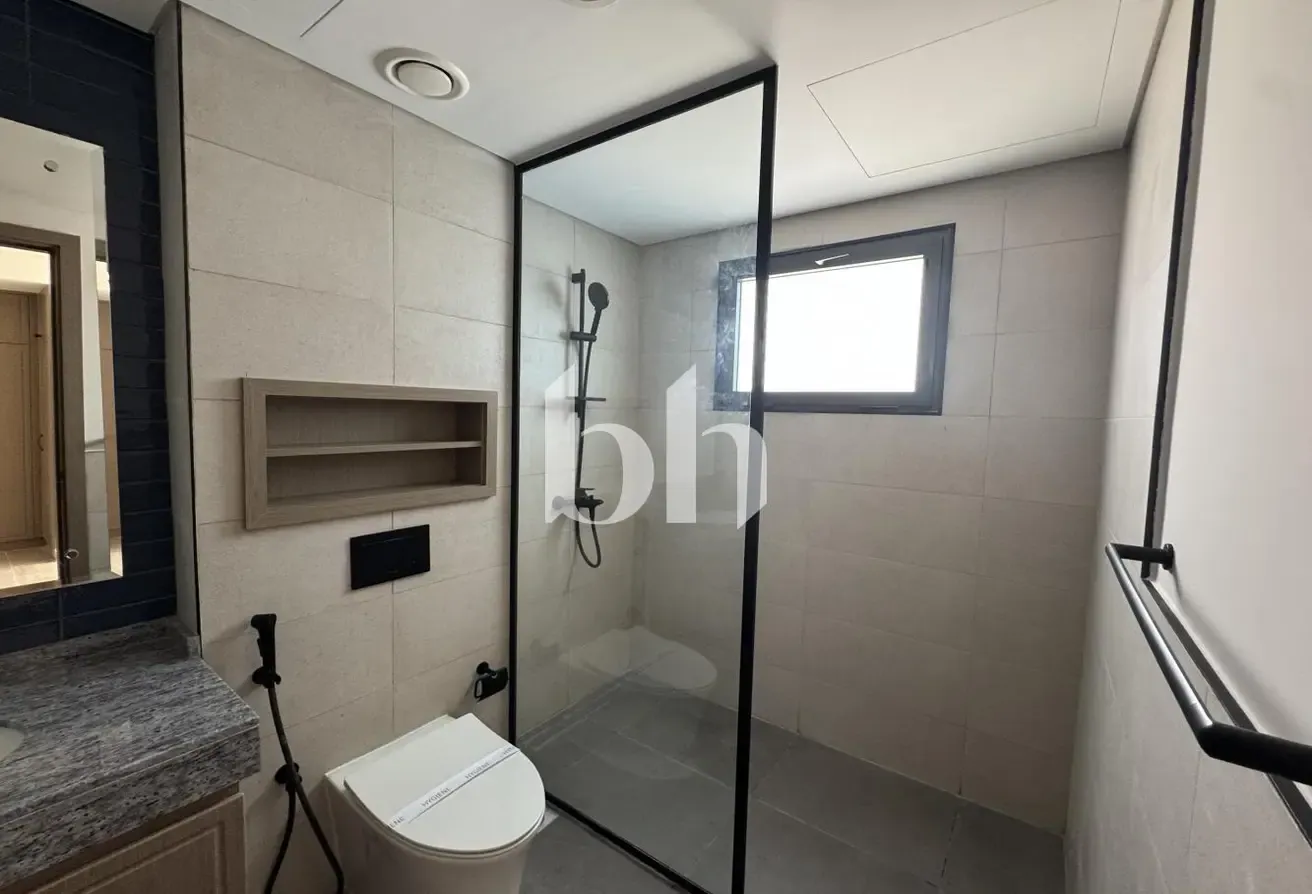 Ready Unit | Corner Layout | Multiple Options