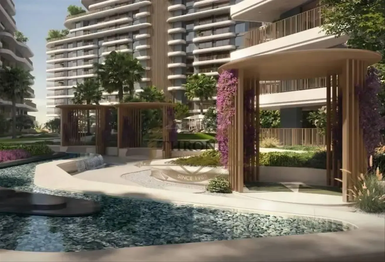 Luxury Townhouse|| Prime Location || Investor Deal