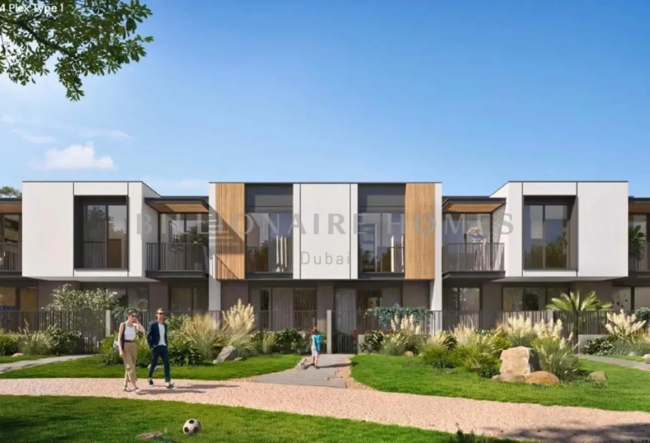 Corner | Huge Built-up and Plot | Bargain Price