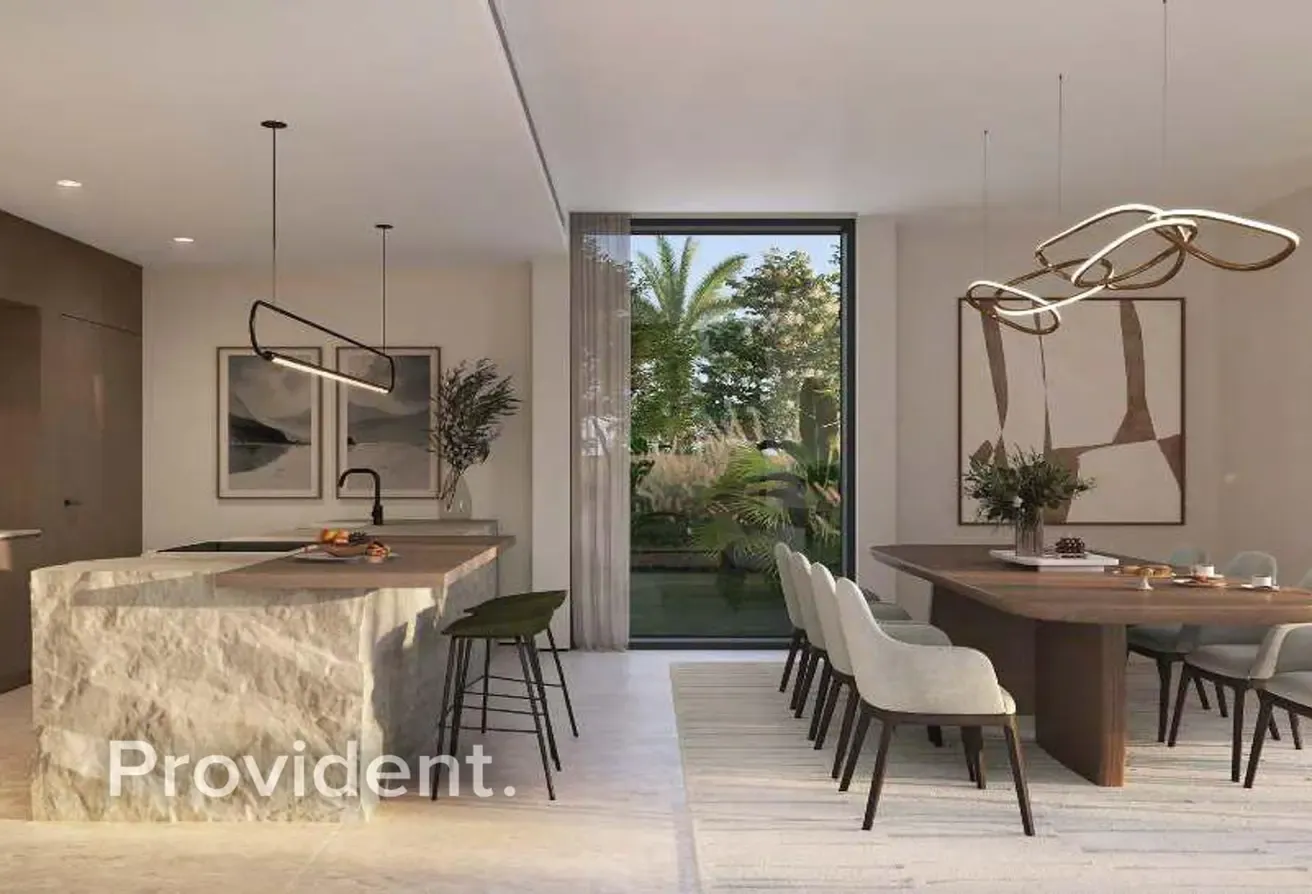 Corner unit | Back to Back | Close to Amenities