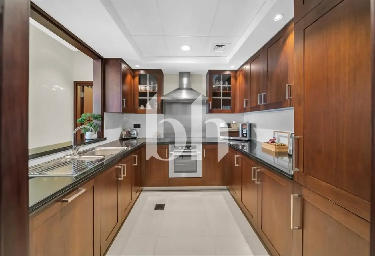Luxury Upgraded | Top Floor | Burj View
