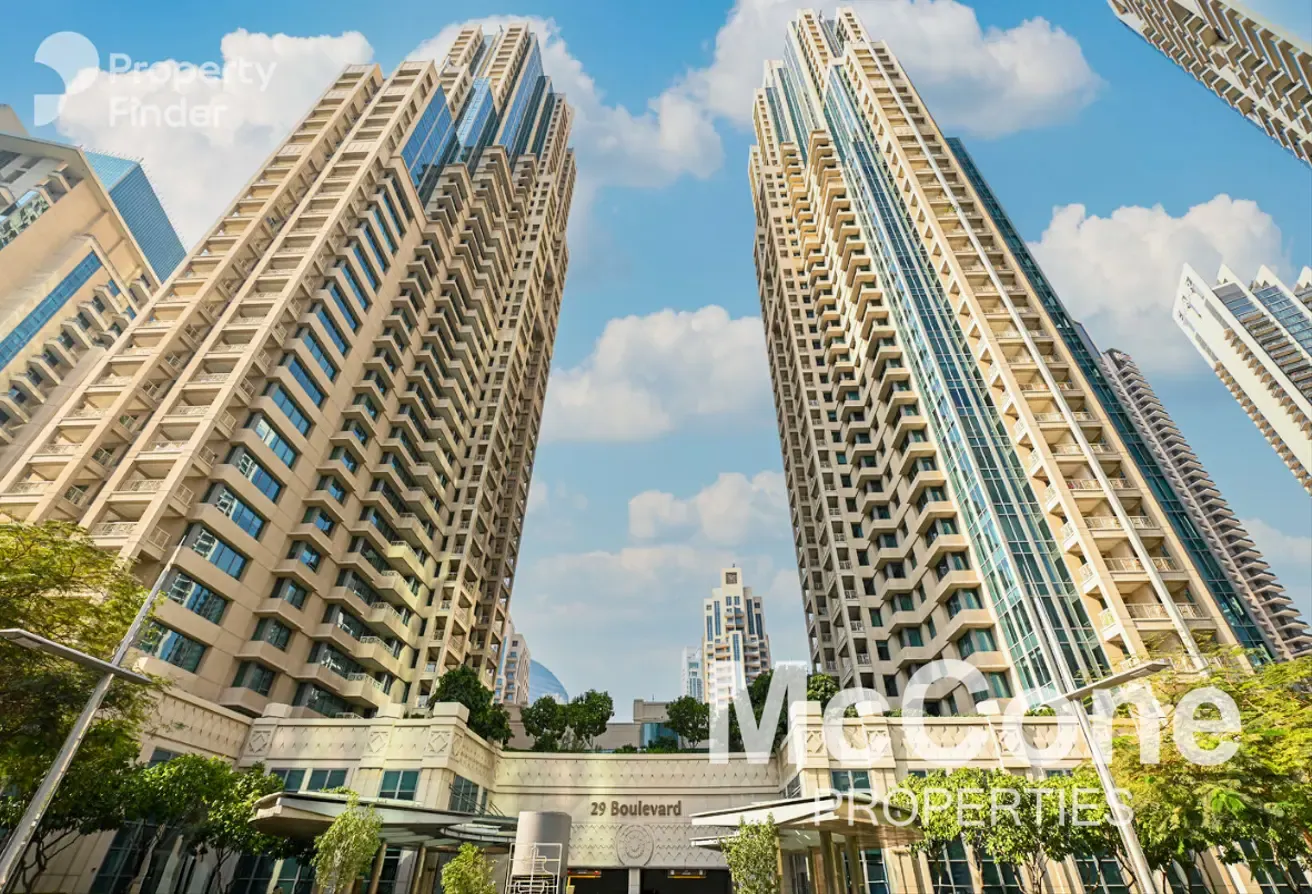 Vacant | Fully Renovated | Luxury Furnished