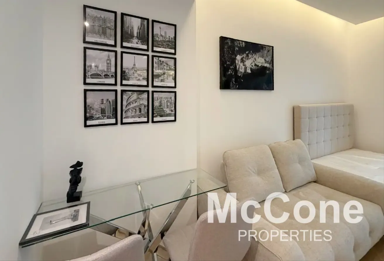 Vacant | Fully Renovated | Luxury Furnished
