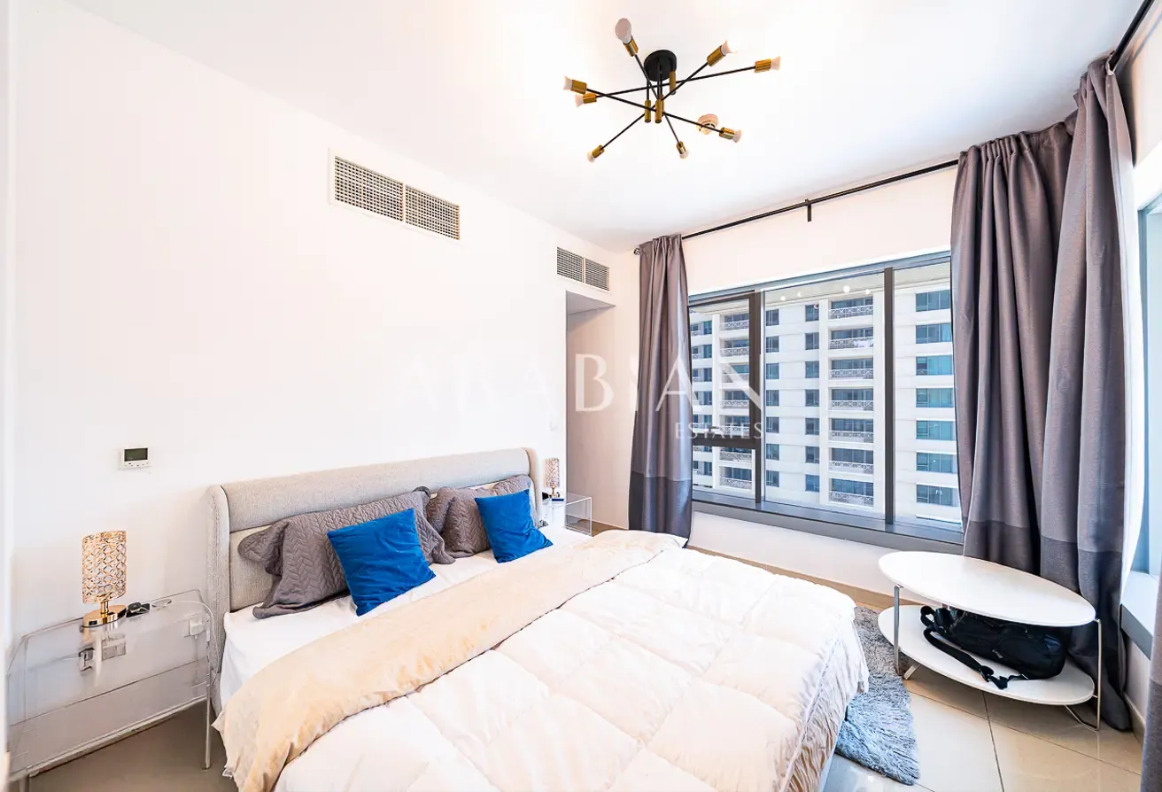EXCLUSIVE | VACANT | 02 SERIES | BOULEVARD VIEW
