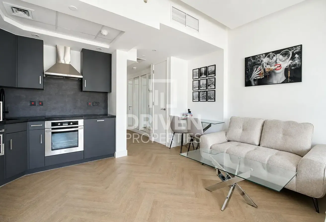 Brand New | Fully Upgraded | Ready to Move in