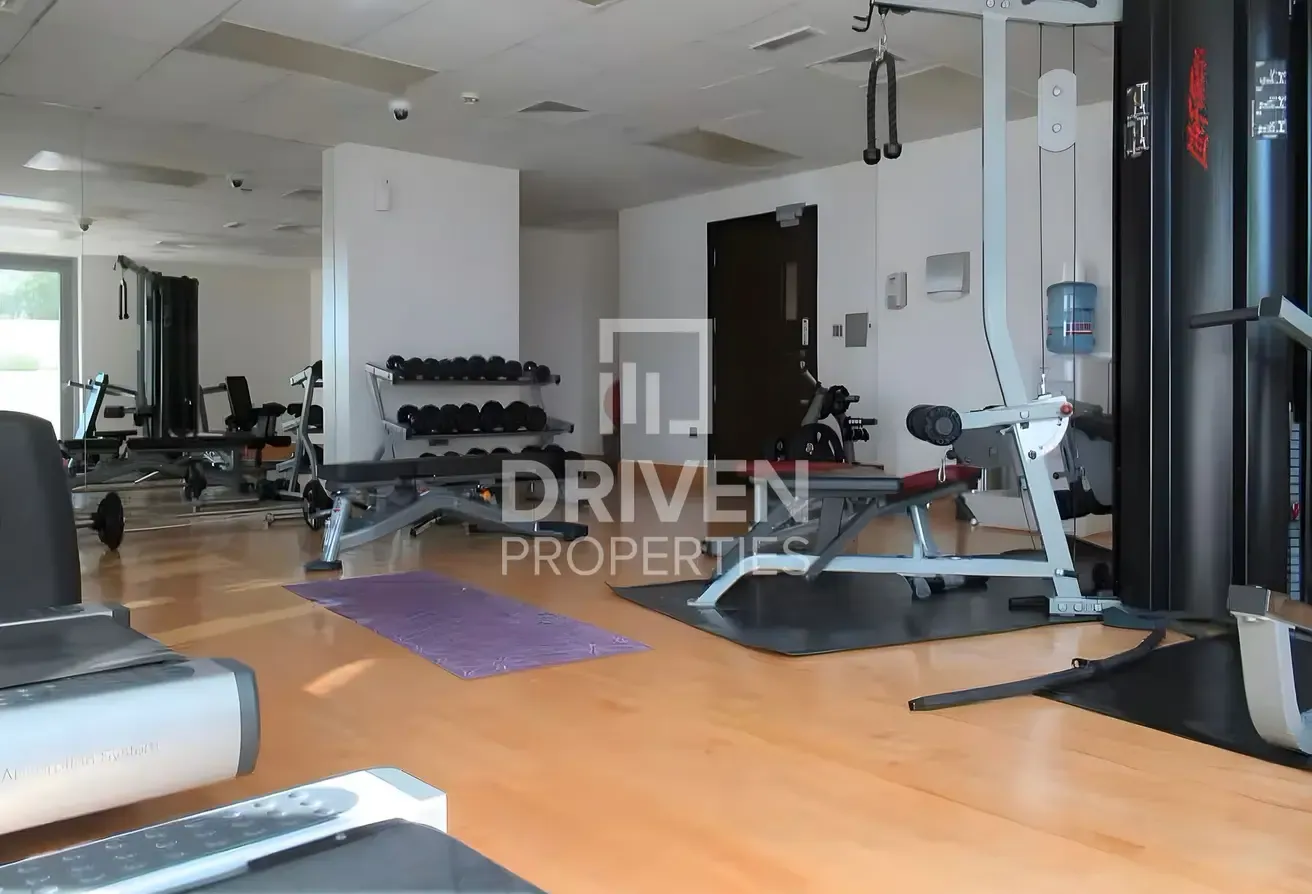Vacant | Boulevard View | Huge Terrace | Premium