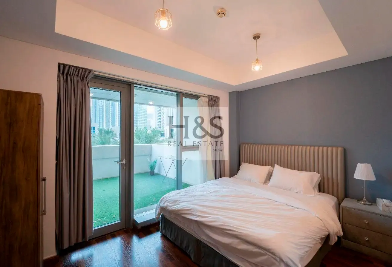 Furnished Studio | Downtown View |  Huge Terrace