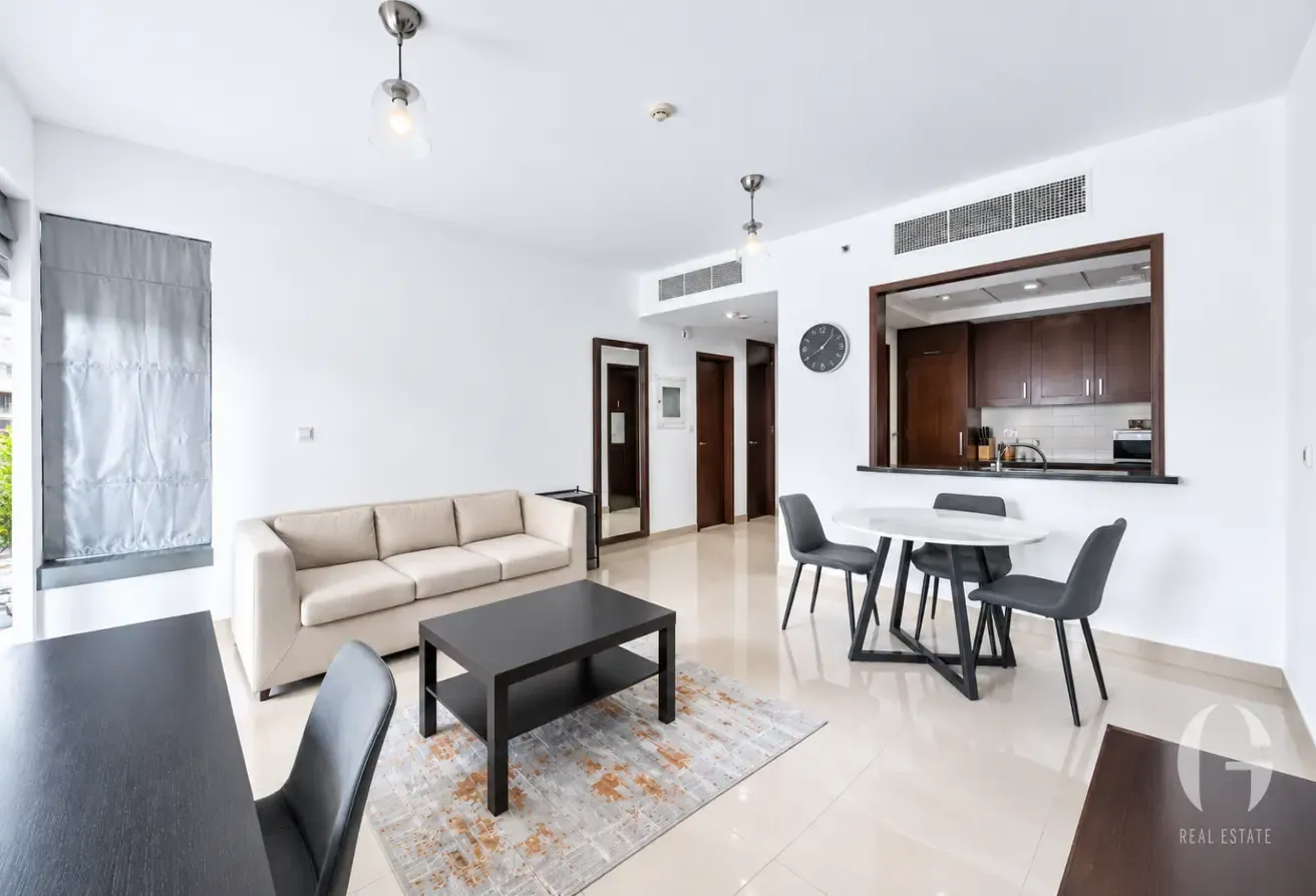 Vacant | Rare Garden View | Immaculate Condition