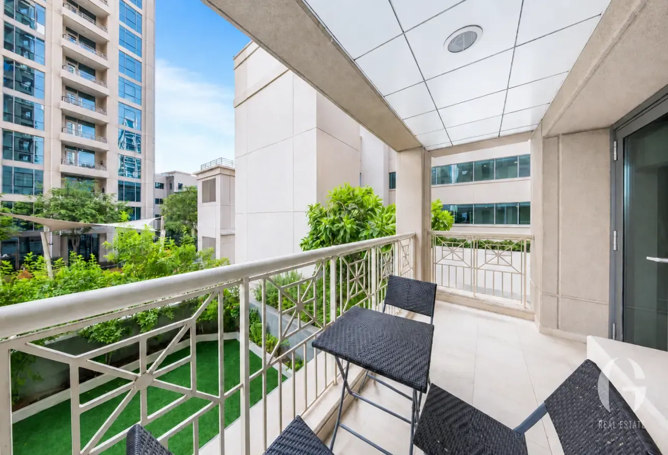 Vacant | Rare Garden View | Immaculate Condition